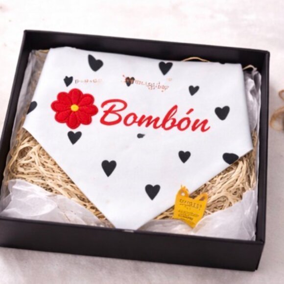 Handmade Reversible Dog Bandana – Fits Up to 14" Neck - Picture 4 of 5